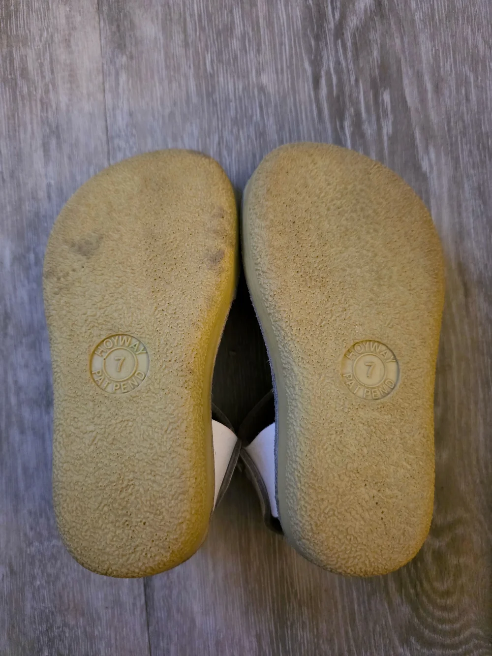 Sun-San Swimmer sandals by Salt-Water/Hoy, size 7, white